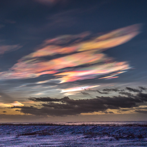 Polar stratospheric cloud (Glitský) by sunrise at Vík.